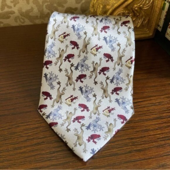 The Nature Conservancy Preservation Collection Maki Frog Silk Tie - Picture 1 of 7